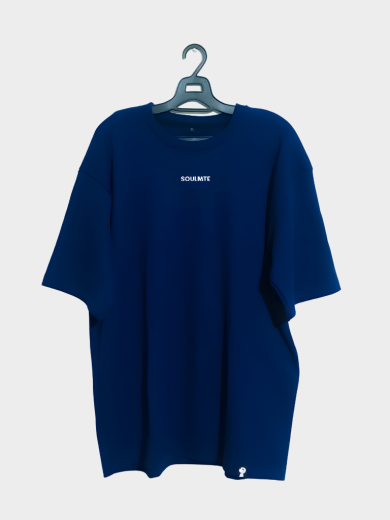 Unisex casual oversized t-shirt in deep blue